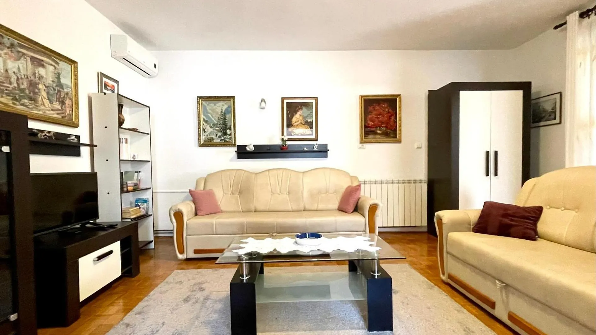 Apartment Mario 2 Umag 0*,